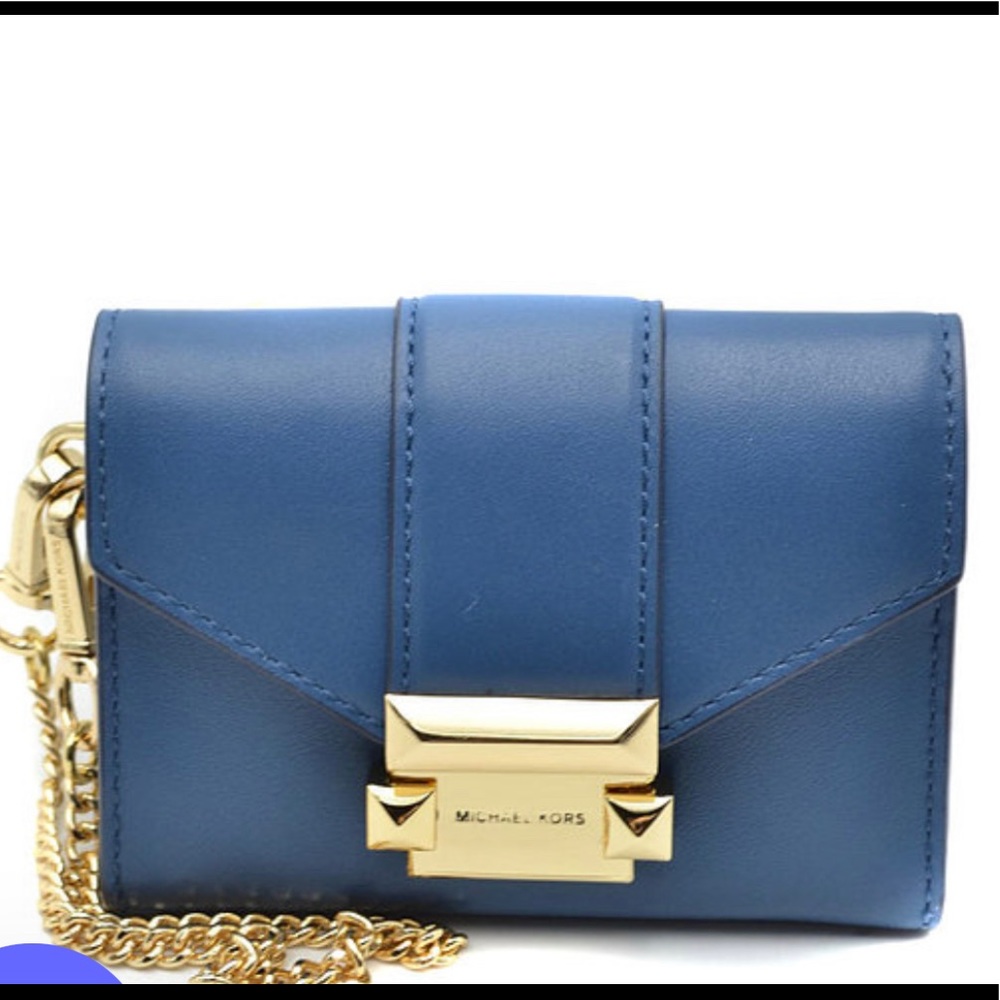 SKU: EPT10388-544
Wallet Michael Kors
 $203.00